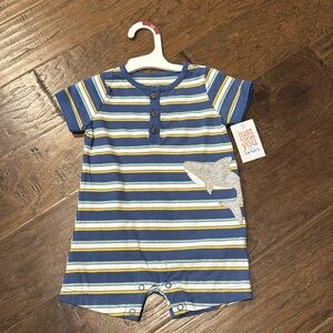 Carter’s Shark Jumper baby boy 6m